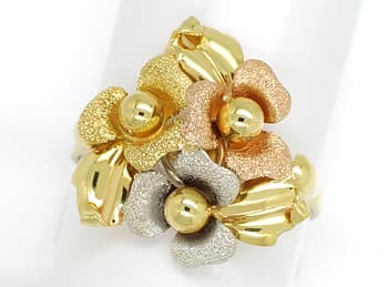 Foto 1 - Gold Blütenring in sehr dekorativem dreifarbigen Design, Q0456