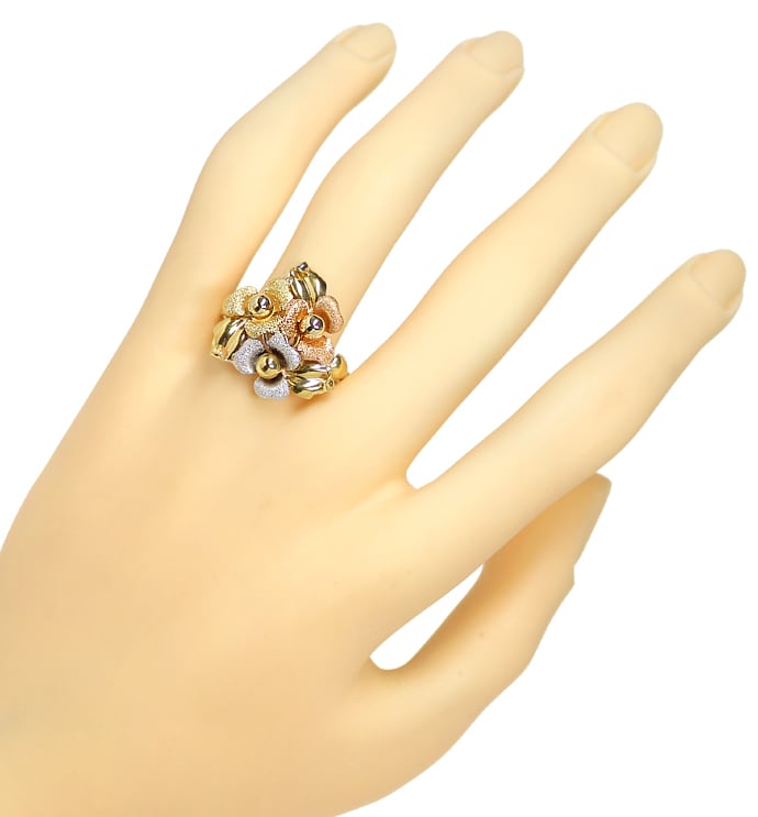 Foto 4 - Gold Blütenring in sehr dekorativem dreifarbigen Design, Q0456